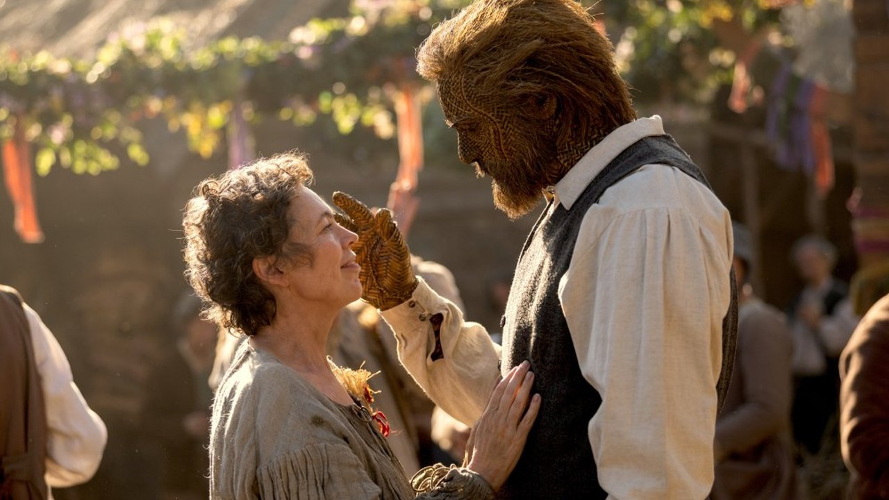 Olivia Colman, Alexander Skarsgård and Elizabeth Debicki on Balancing the Humor and Heartbreak of ‘Wicker’
