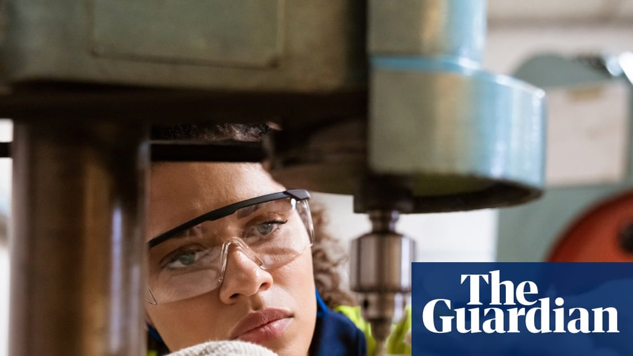 Employers Warn Proposed Apprenticeship Funding Overhaul Could Undermine Youth Employment Goals — article featured image