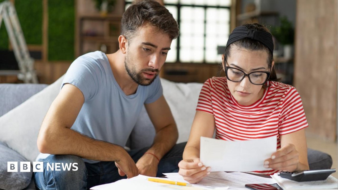 UK Income Tax Threshold Freeze Extended to 2031: What It Means for Pay and Pensions