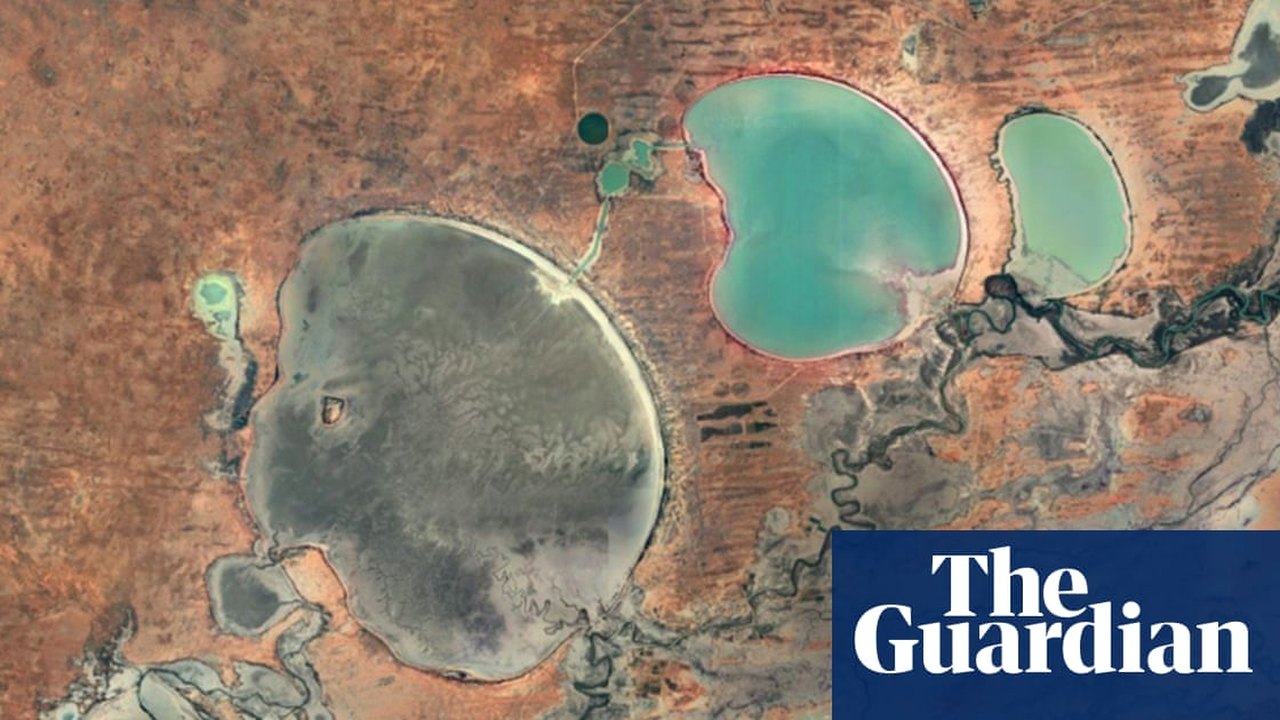 Menindee Lakes Water Levels Fall to Five-Year Low as Authorities Impose Restrictions and Warn of Fish Kill Risks