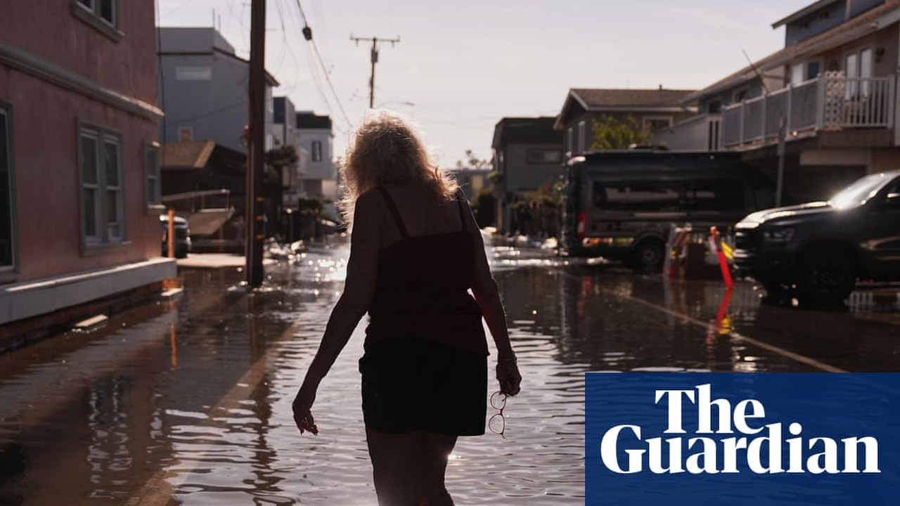 California Hit by Historic High Tides as State Enters 'Extreme Territory'