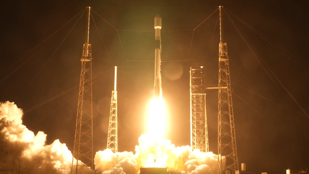 NASA Launches Commercial Satellite Communication Tests to Modernize Space Data Relays — article featured image