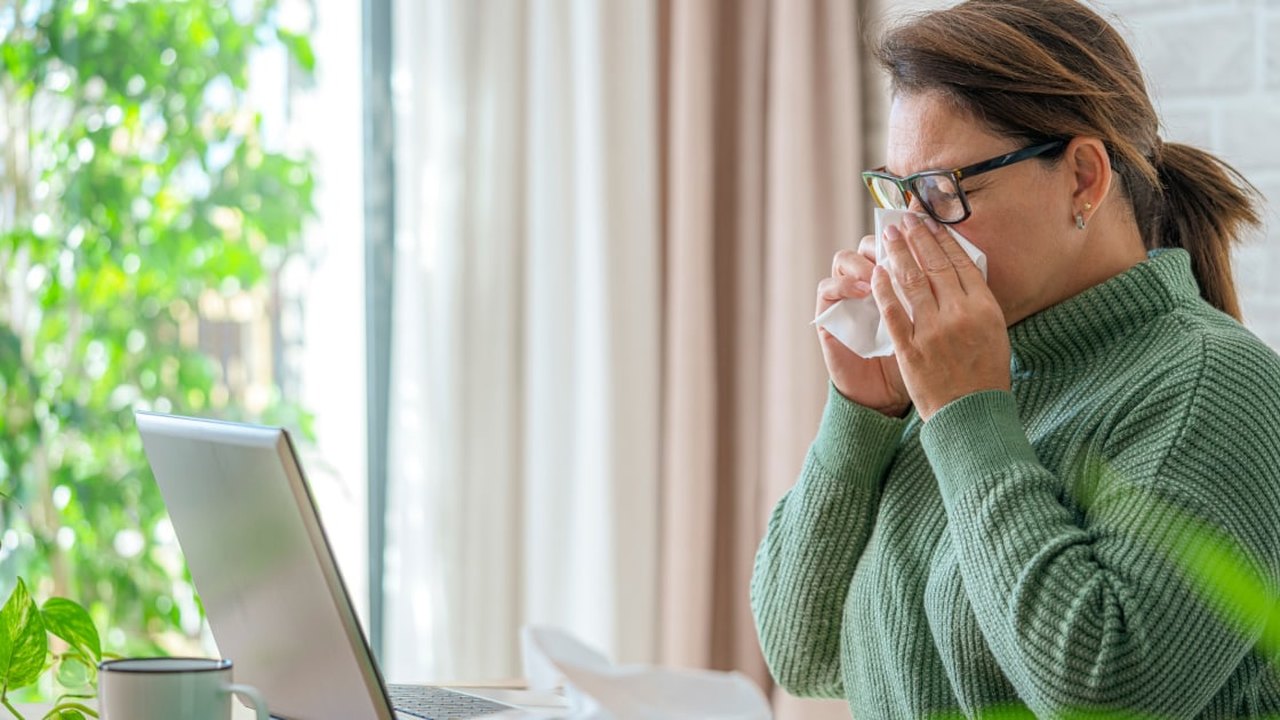 Why Your Nose Gets Raw When You're Sick, and How Doctors Recommend Preventing It — article featured image